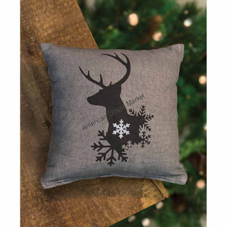 Winter reindeer pillow